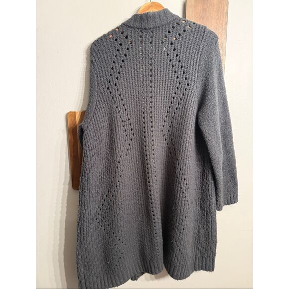 Torrid Gray Long Sleeve Open Front Crochet Knit Pockets Cardigan Sweater Size 0 - Picture 2 of 4